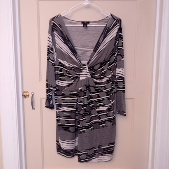 ellos Dresses & Skirts - ELLOS Knotted Dress/Tunic Gray/Black/White Geo L